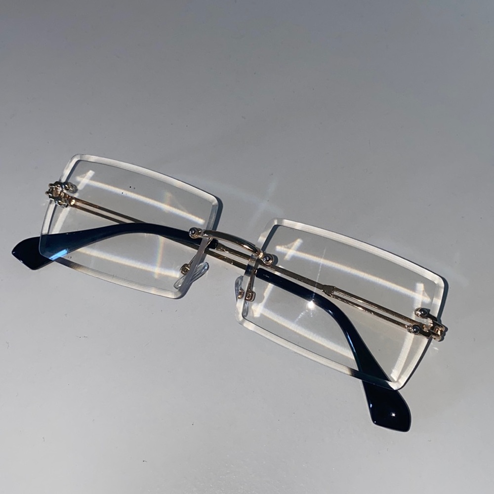 Clear Fashion Glasses 👓
